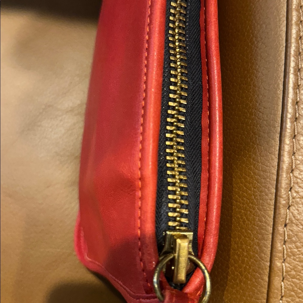 Vintage Coach Leather Clutch - Picture 7 of 7